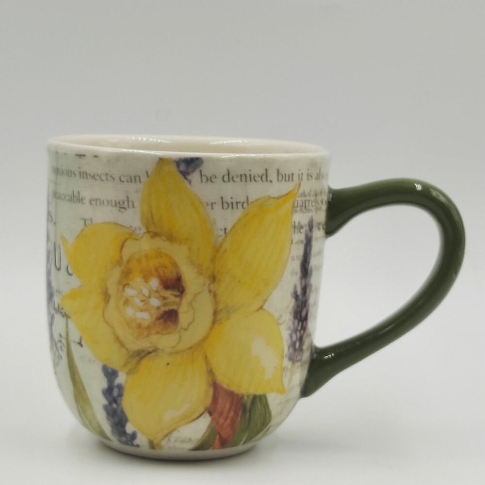 Susan Winget for CRACKER BARREL Mug Coffee Mug w/ Yellow Daffodil